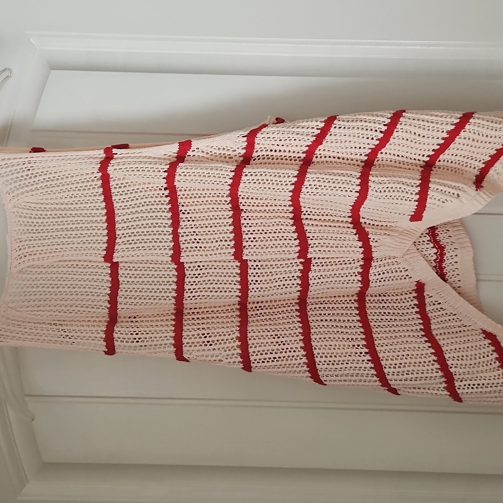 NWT WOMENS CROCHET VEST - Picture 4 of 6